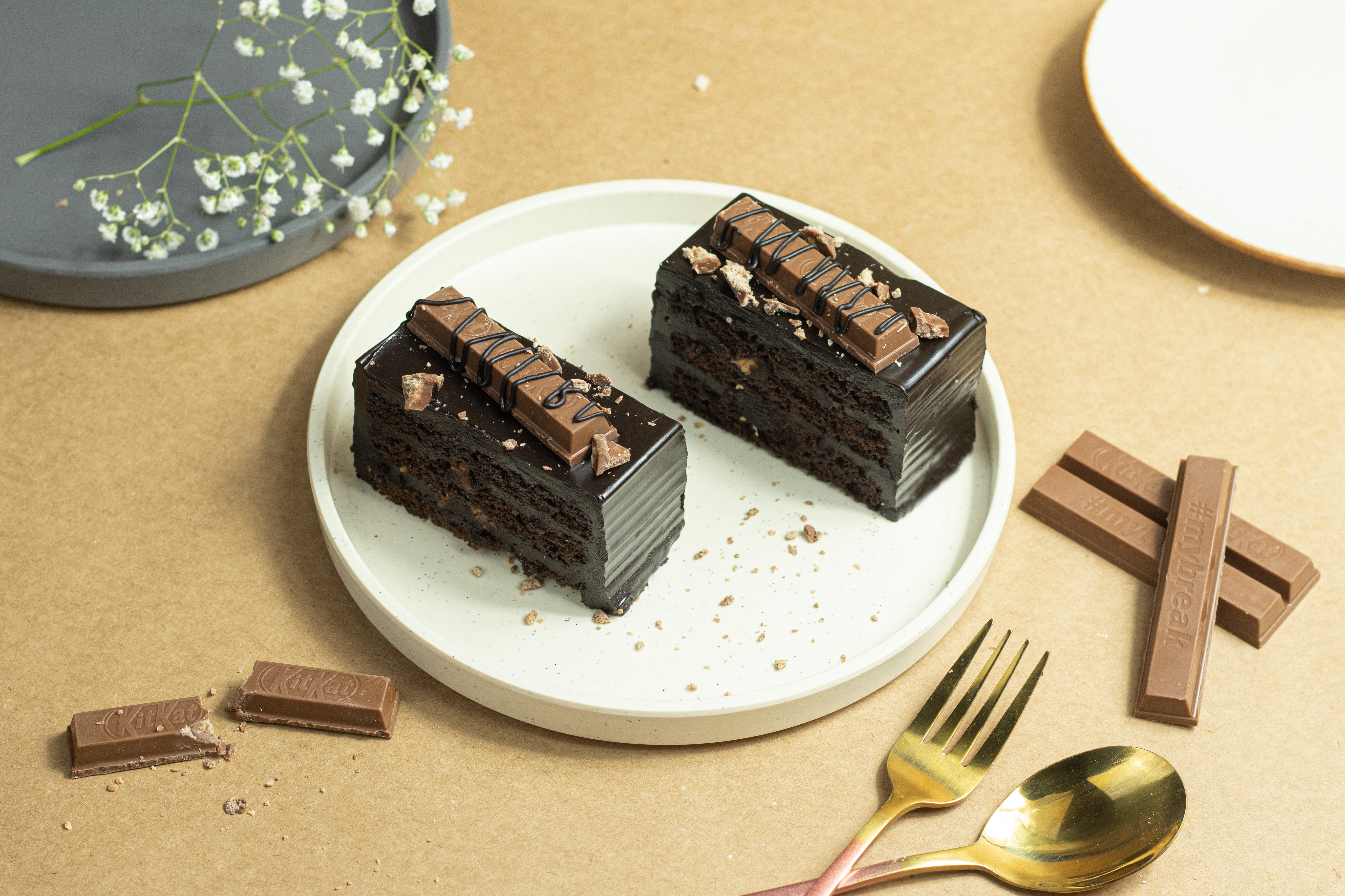 KITKAT PASTRY