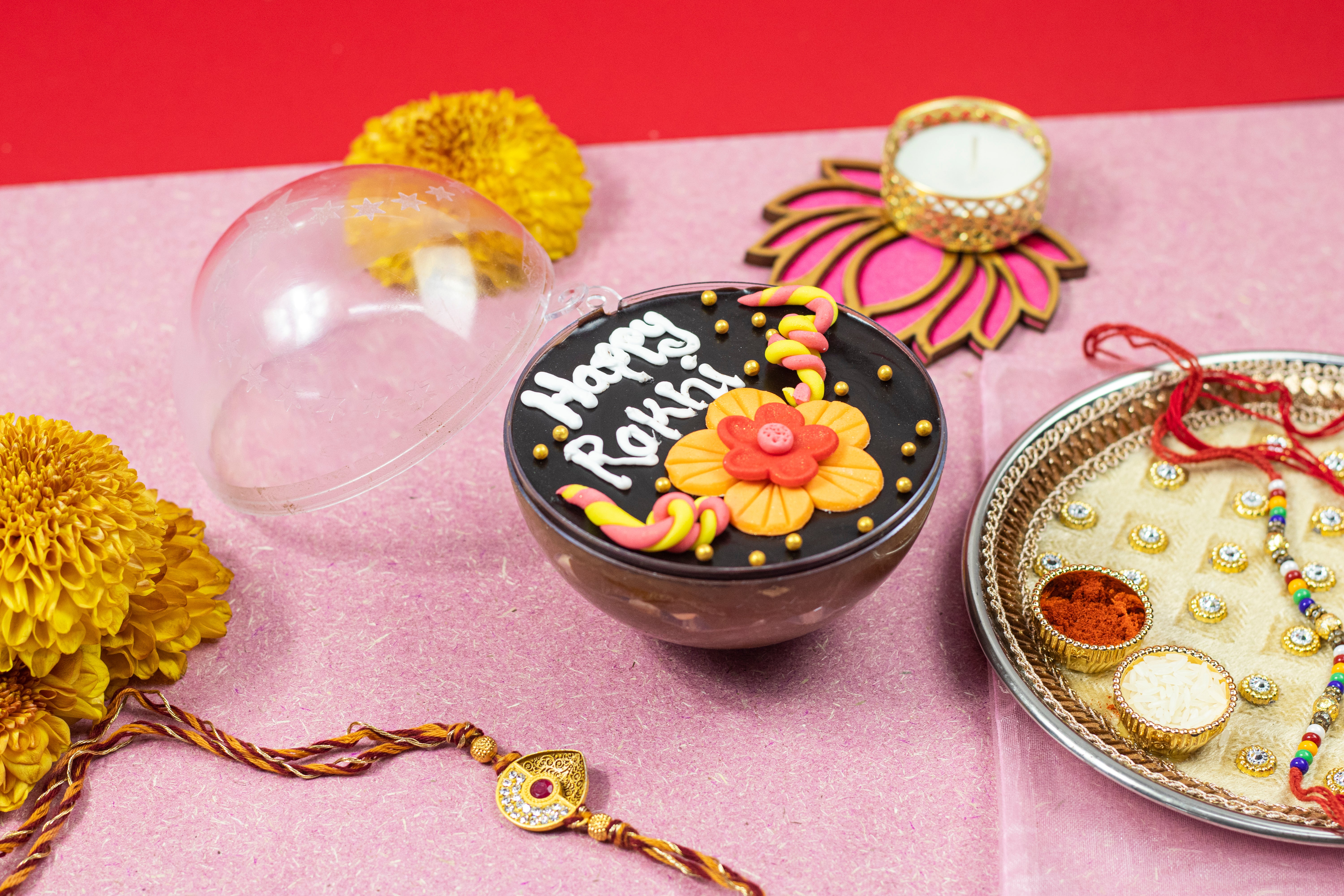 Rakhi Mousse