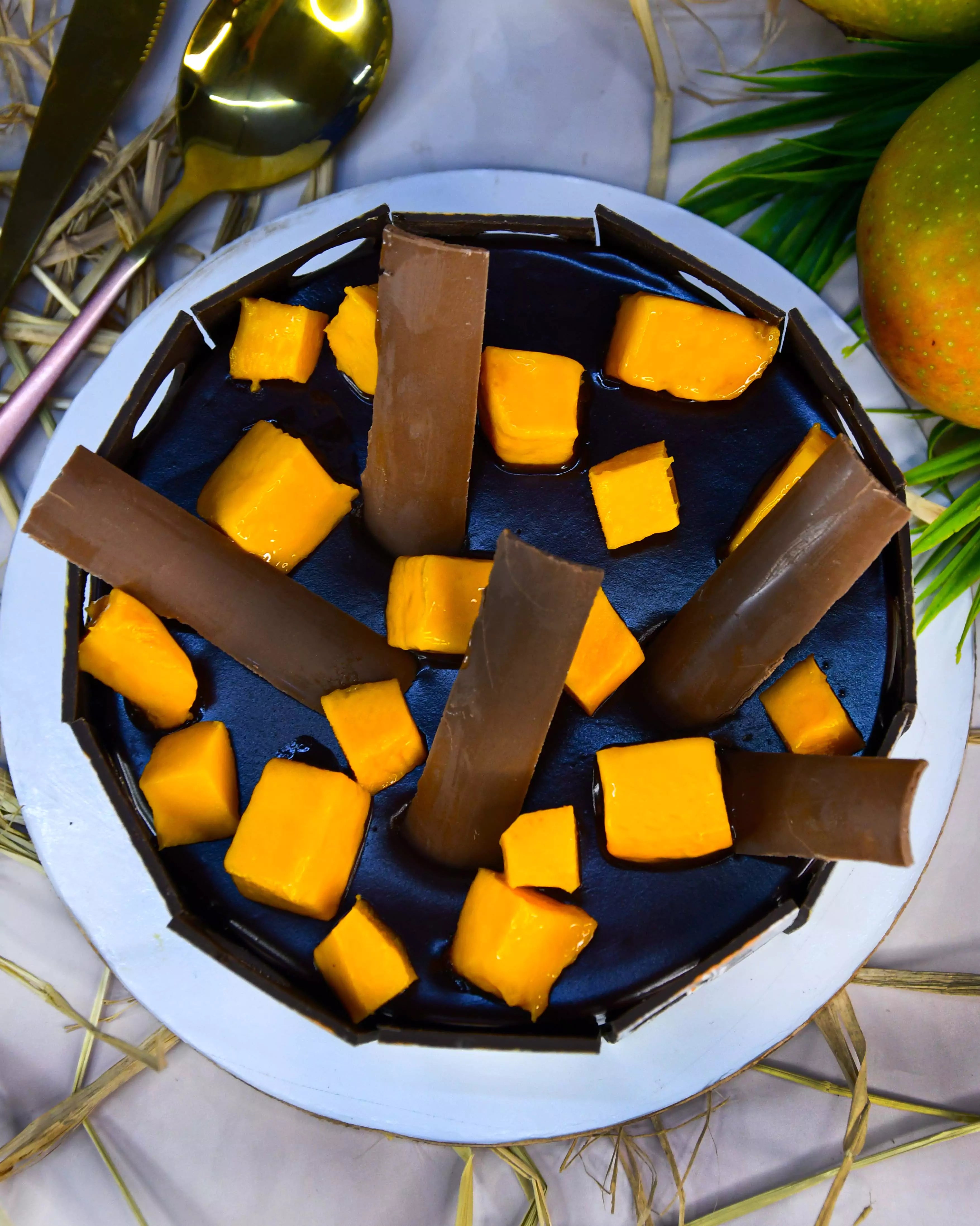 Mango disco cake