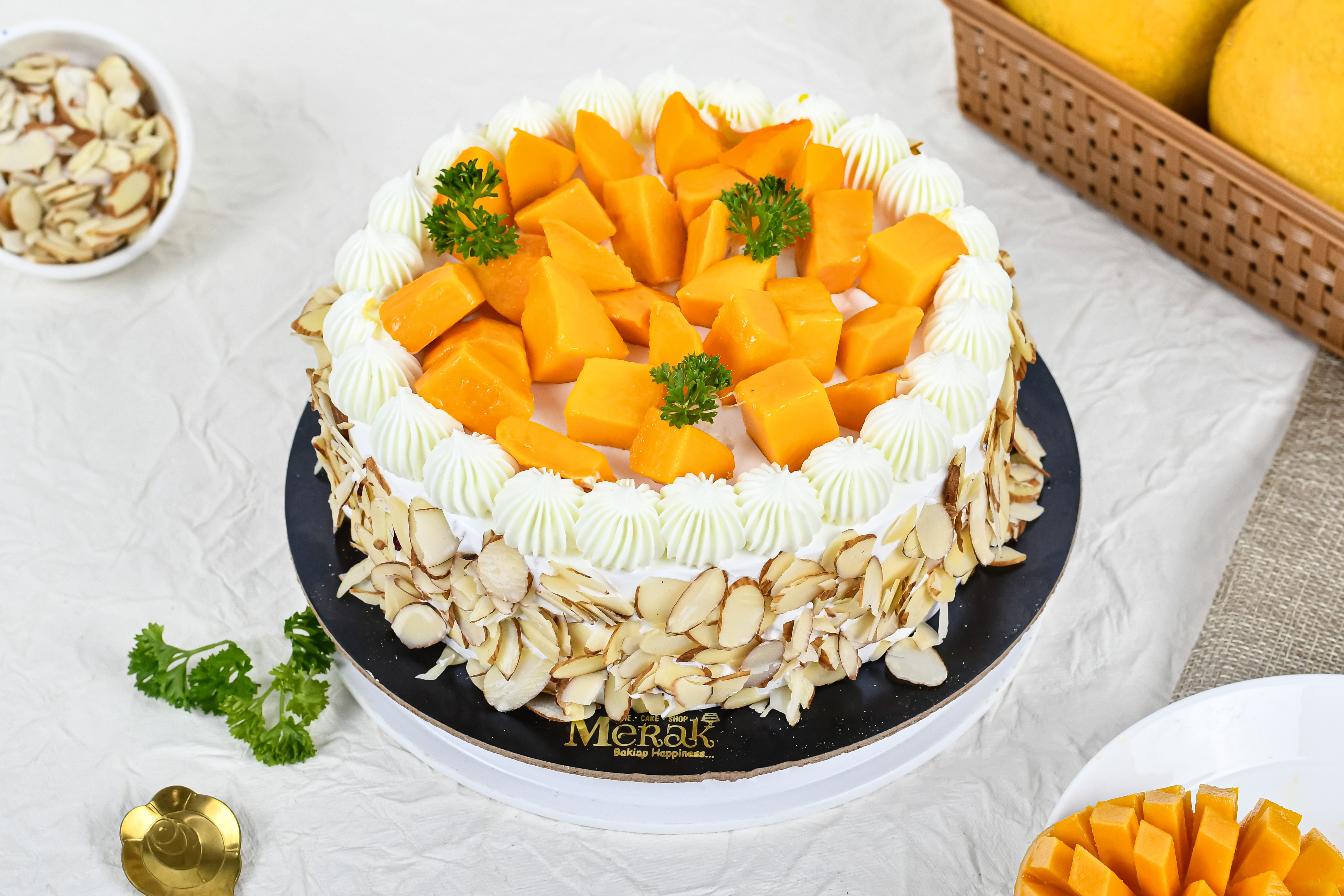 Mango Raja cake