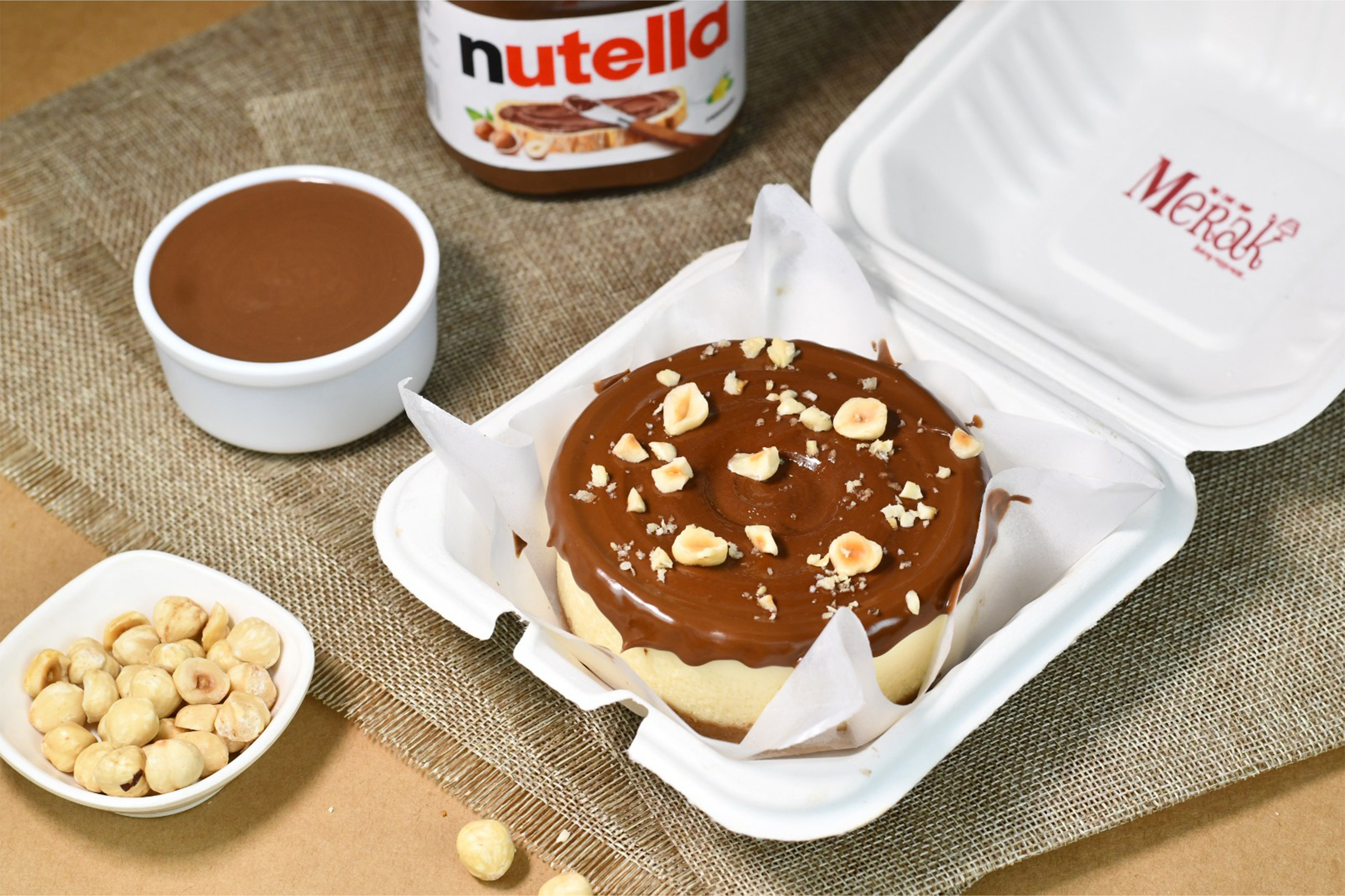 Nutella cheese Bento Cake