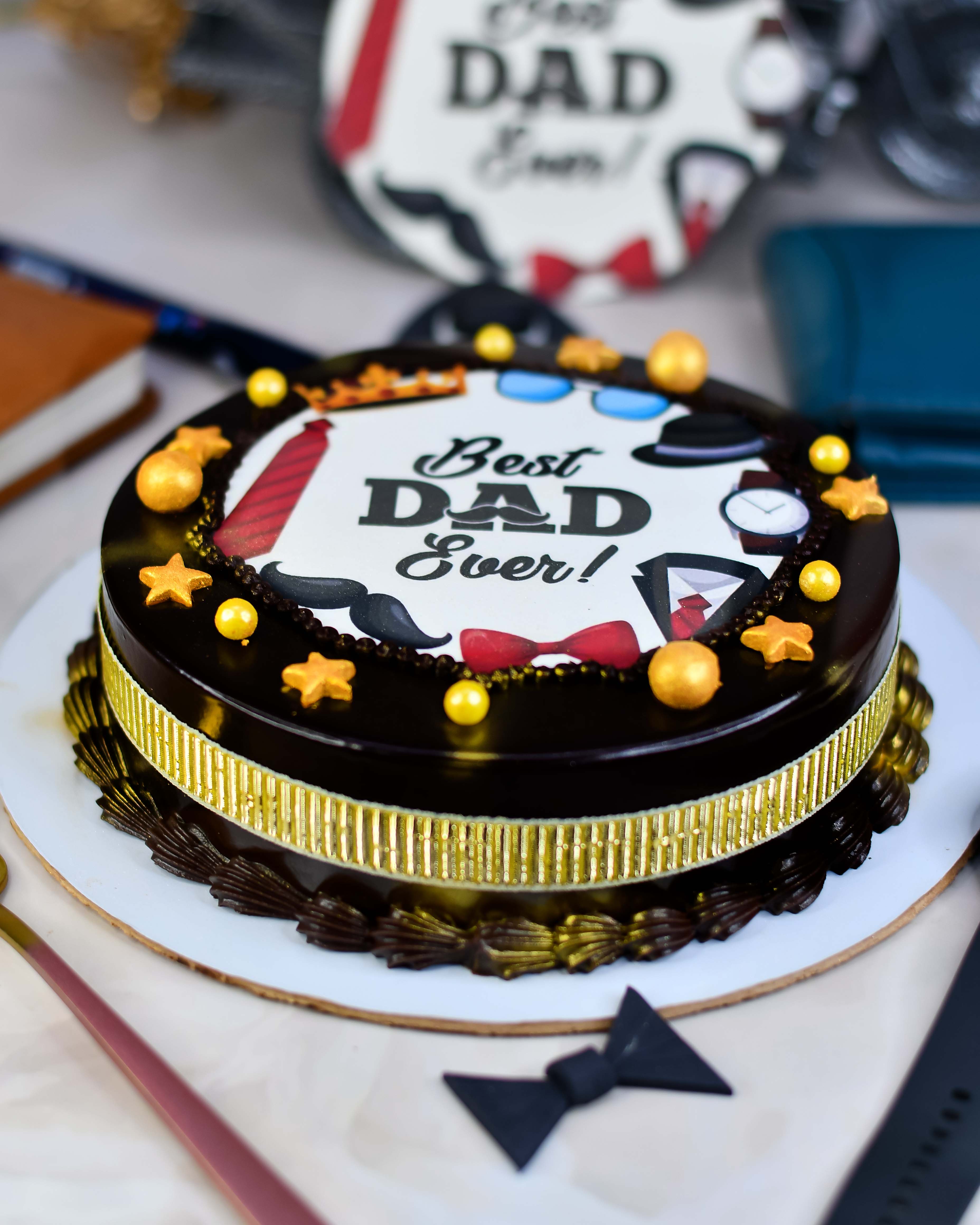 https://merakcakes.com/cdn/shop/files/Best-Dad-Ever-cake-1.jpg?v=1686632849