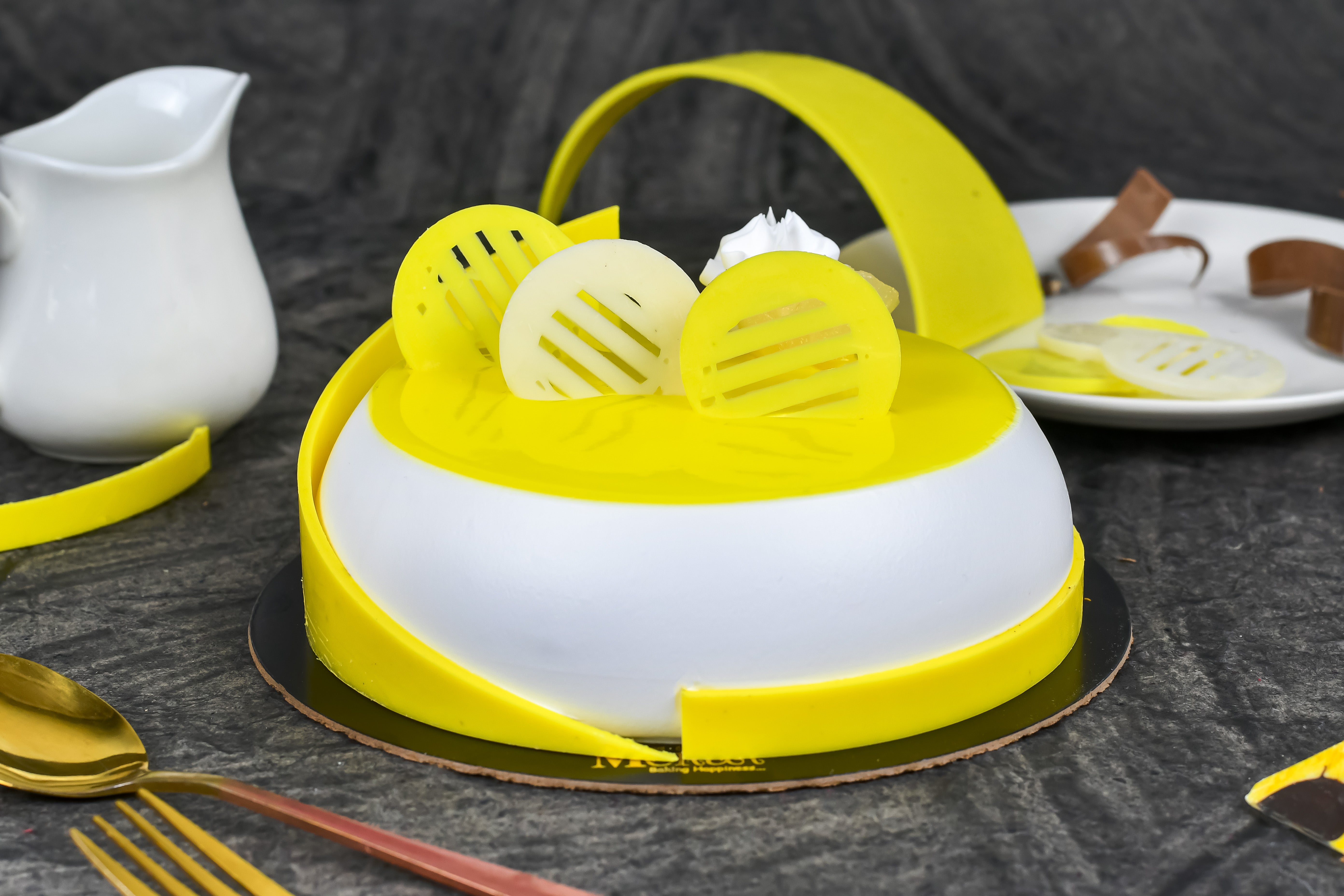 Pineapple FC Cake