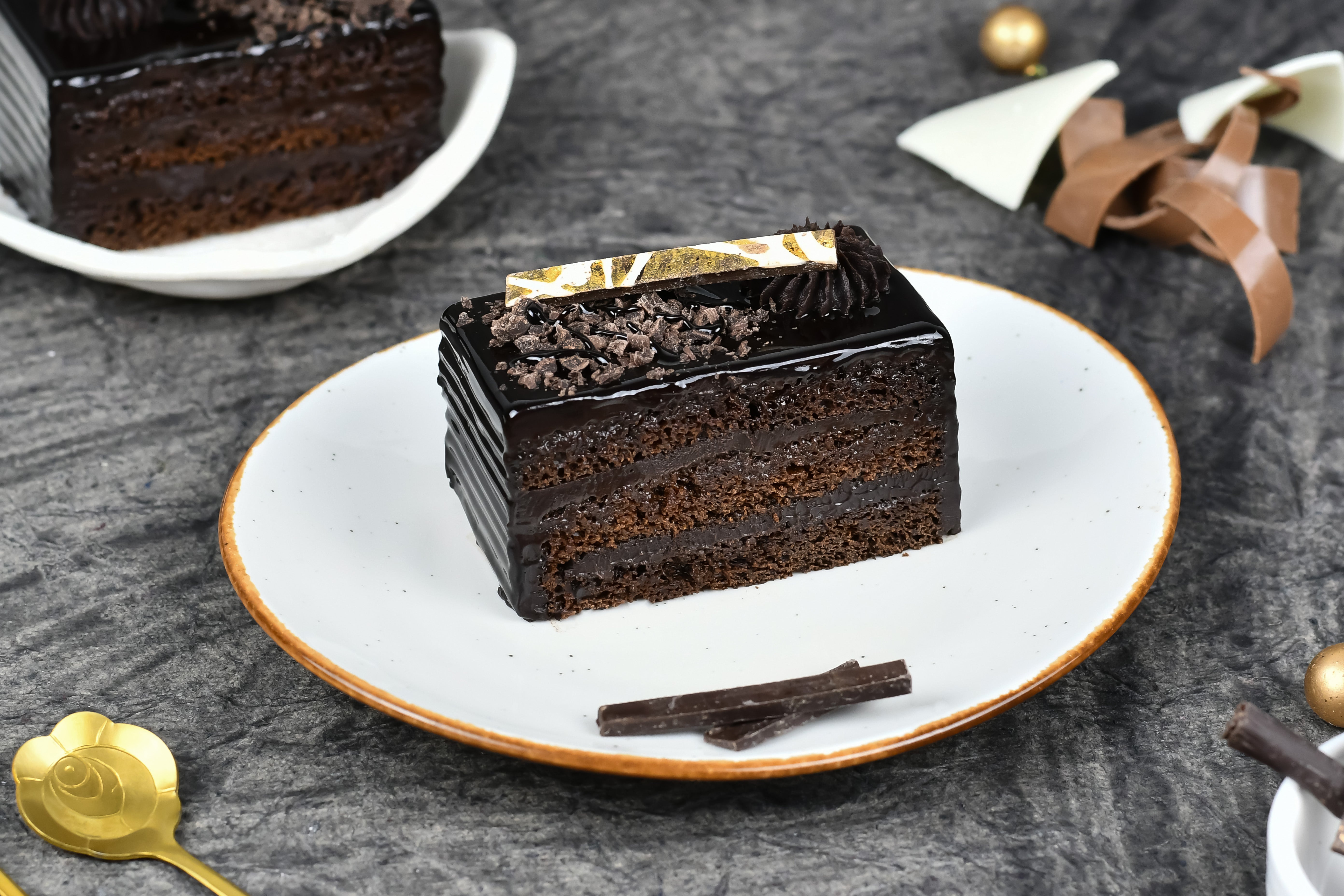 DUTCH TRUFFLE PASTRY