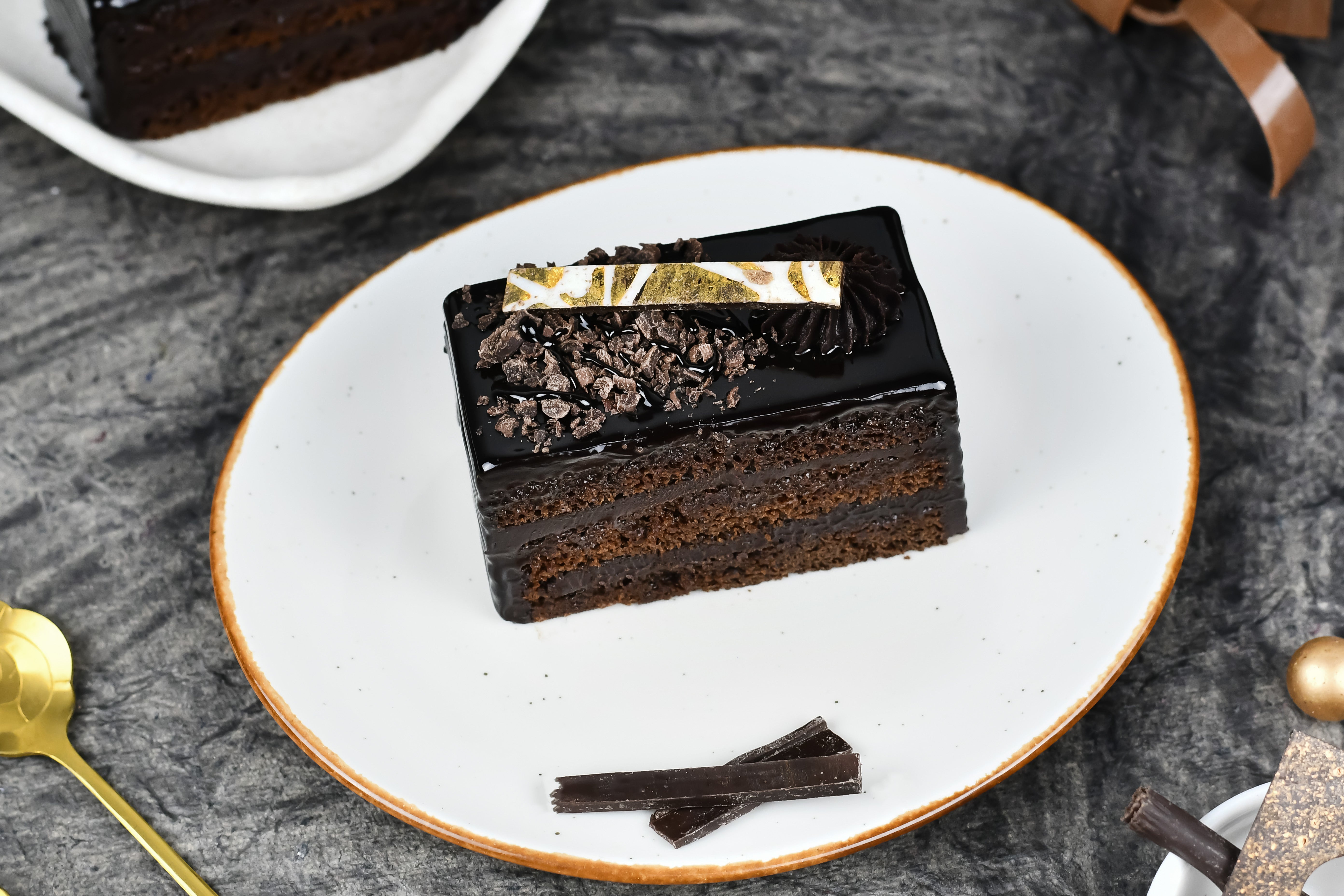 DUTCH TRUFFLE PASTRY