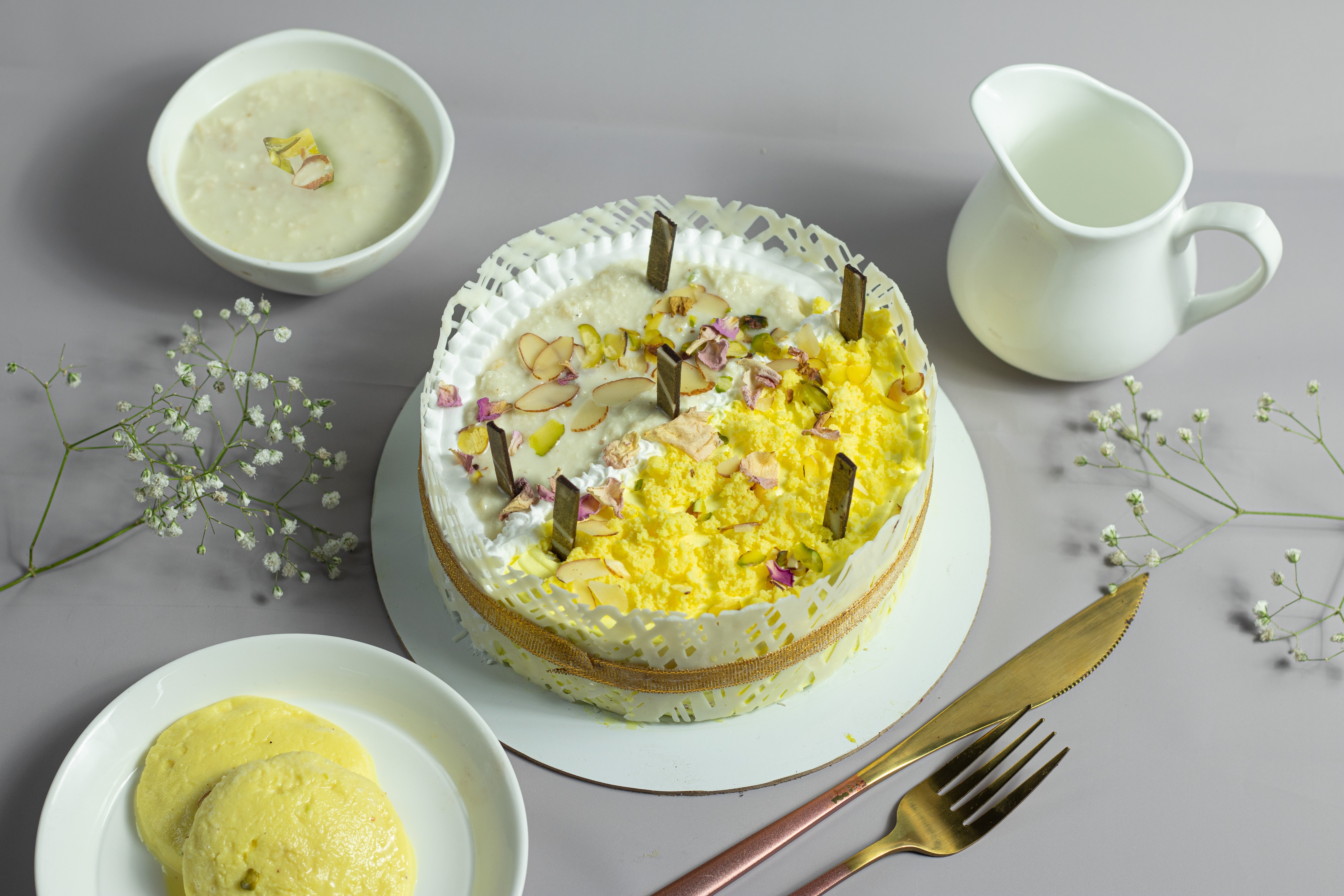 Rabdi Rasmalai Fusion Cake
