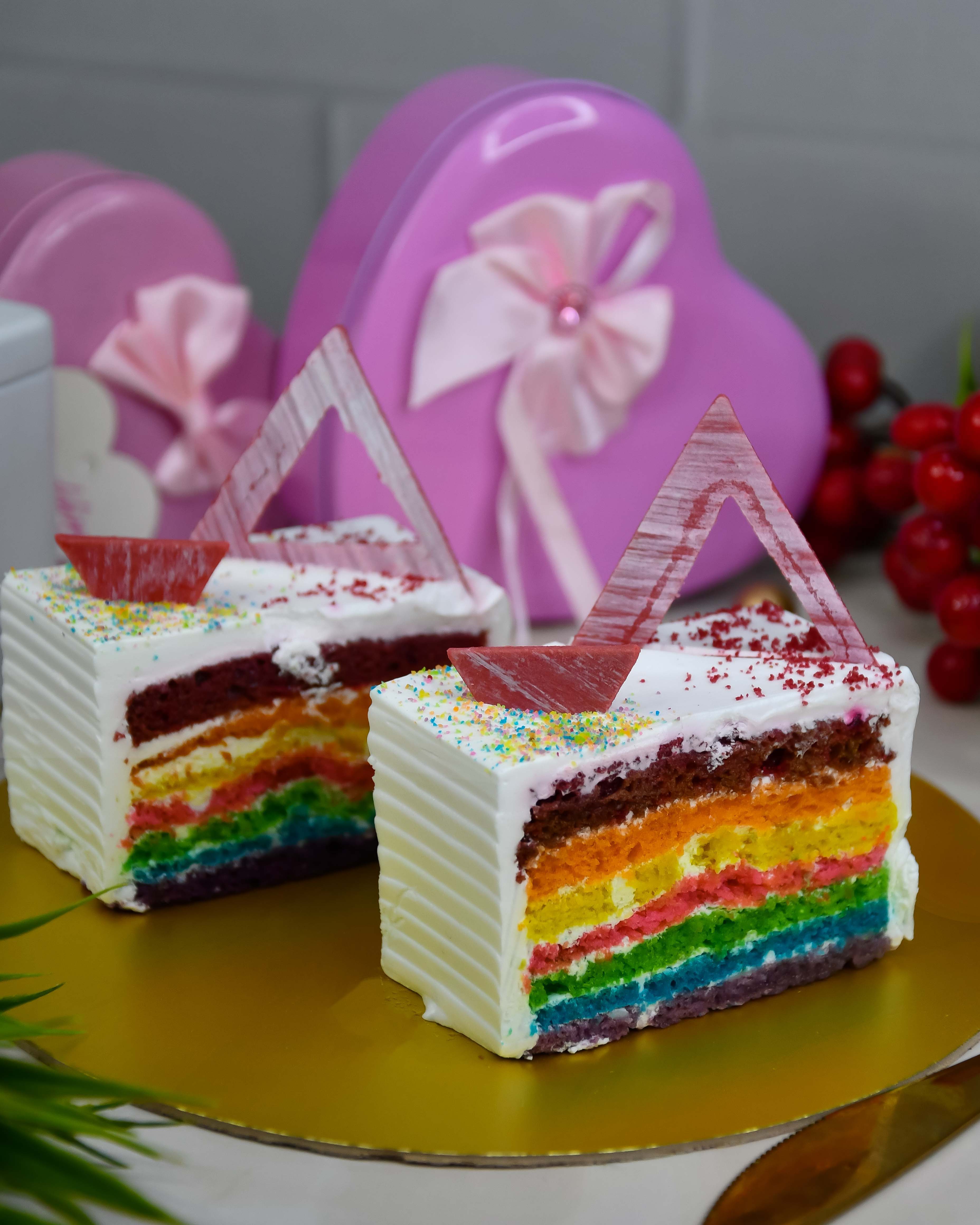 Rainbow layer cake | American Recipes | GoodtoKnow