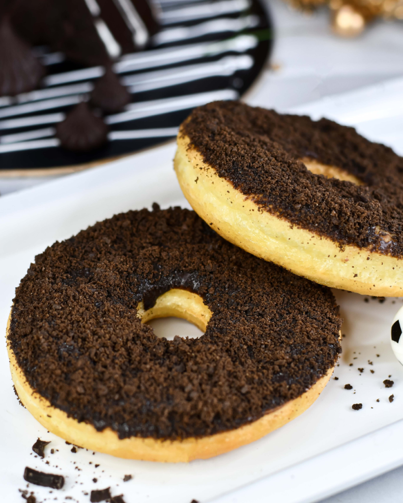 Order Delicious Chocolate Oreo Donut Online, Price Rs55/ Merak Cakes